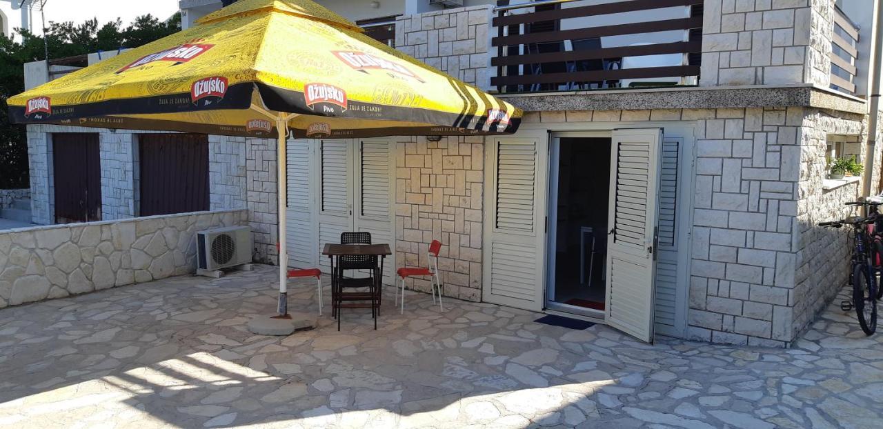 Apartments Marzic Pag Town Extérieur photo